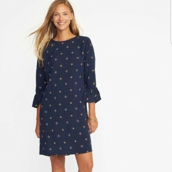 Old Navy Dresses & Skirts - Old Navy Bell-Sleeve Geometric Shift Dress L NWT